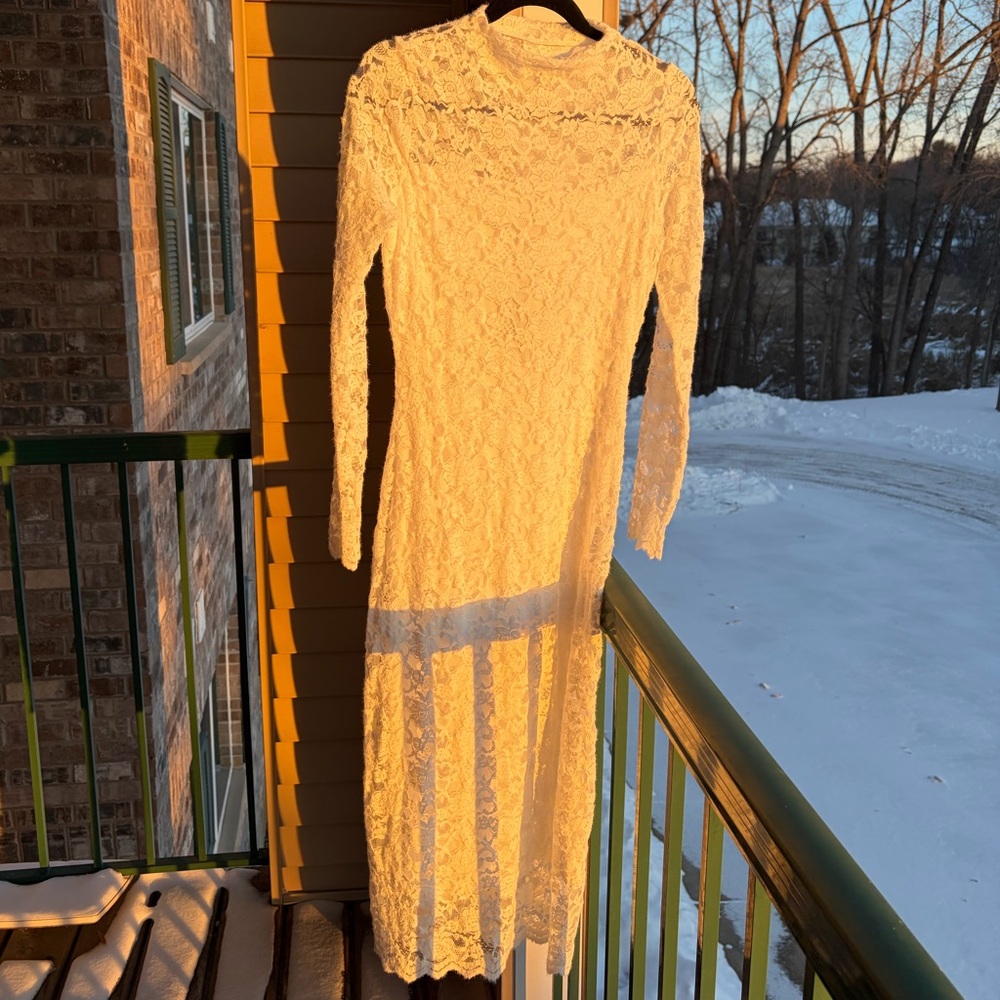 🆕 Steve Madden White Floral Lace Midi Dress Bodycon Lined Elegant Bridal Size M - Picture 3 of 17